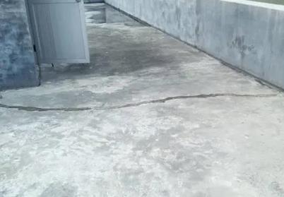 芦溪楼顶漏水维修公司分享下如何解决卫生间隐蔽部位漏水的问题?