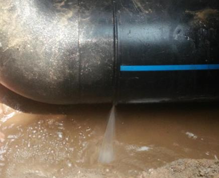 芦溪楼顶渗水维修公司为大家分享下芦溪卫生间漏水维修修补技术!